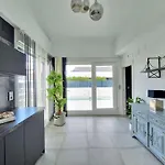 Dom wakacyjny House With Swimming Pool Sopelana