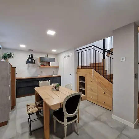 House With Swimming Pool