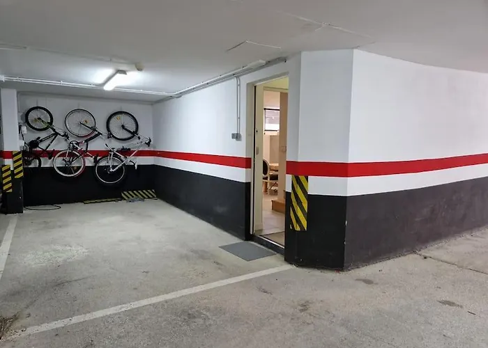 House With Swimming Pool