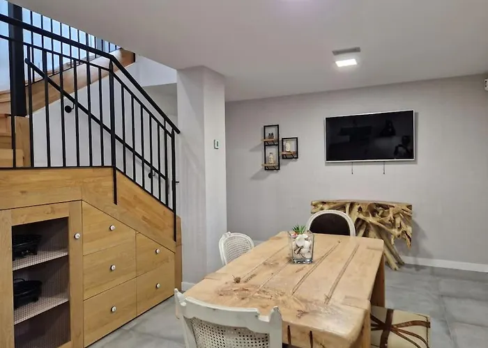 House With Swimming Pool Дом отдыха Сопелана