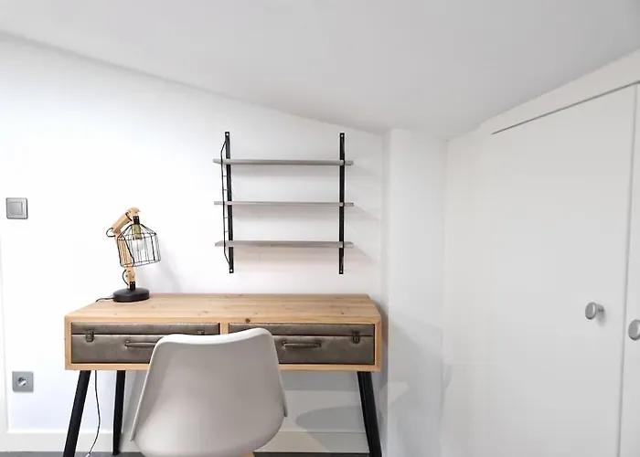 House With Swimming Pool Semesterbostad *