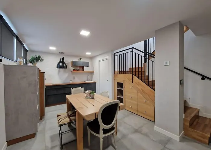 House With Swimming Pool